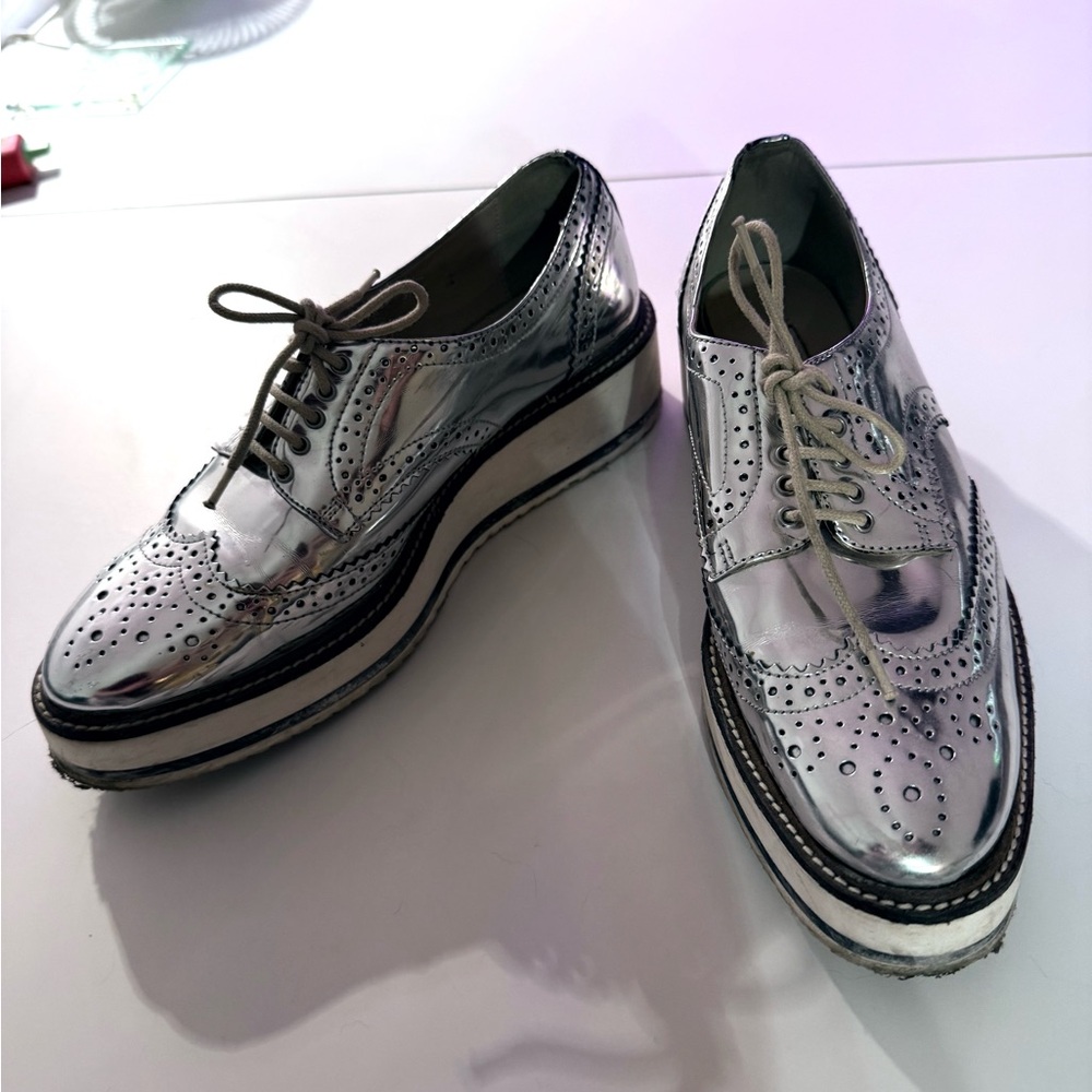 ZARA Woman Silver Metallic Platform Brogue Oxfords — Size EU 37